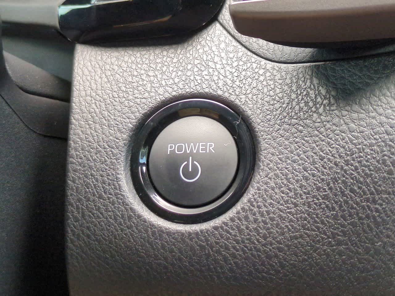 Thumbnail: 2025 Toyota Camry - 25