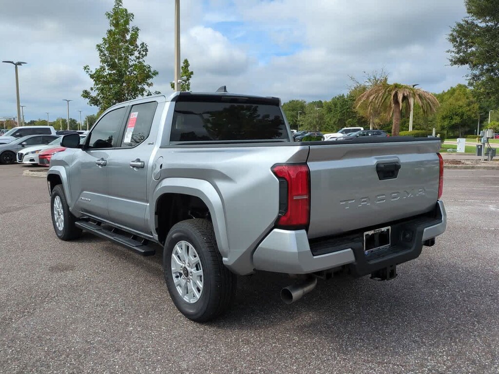 New 2025 Toyota Tacoma SR5 Truck Double Cab