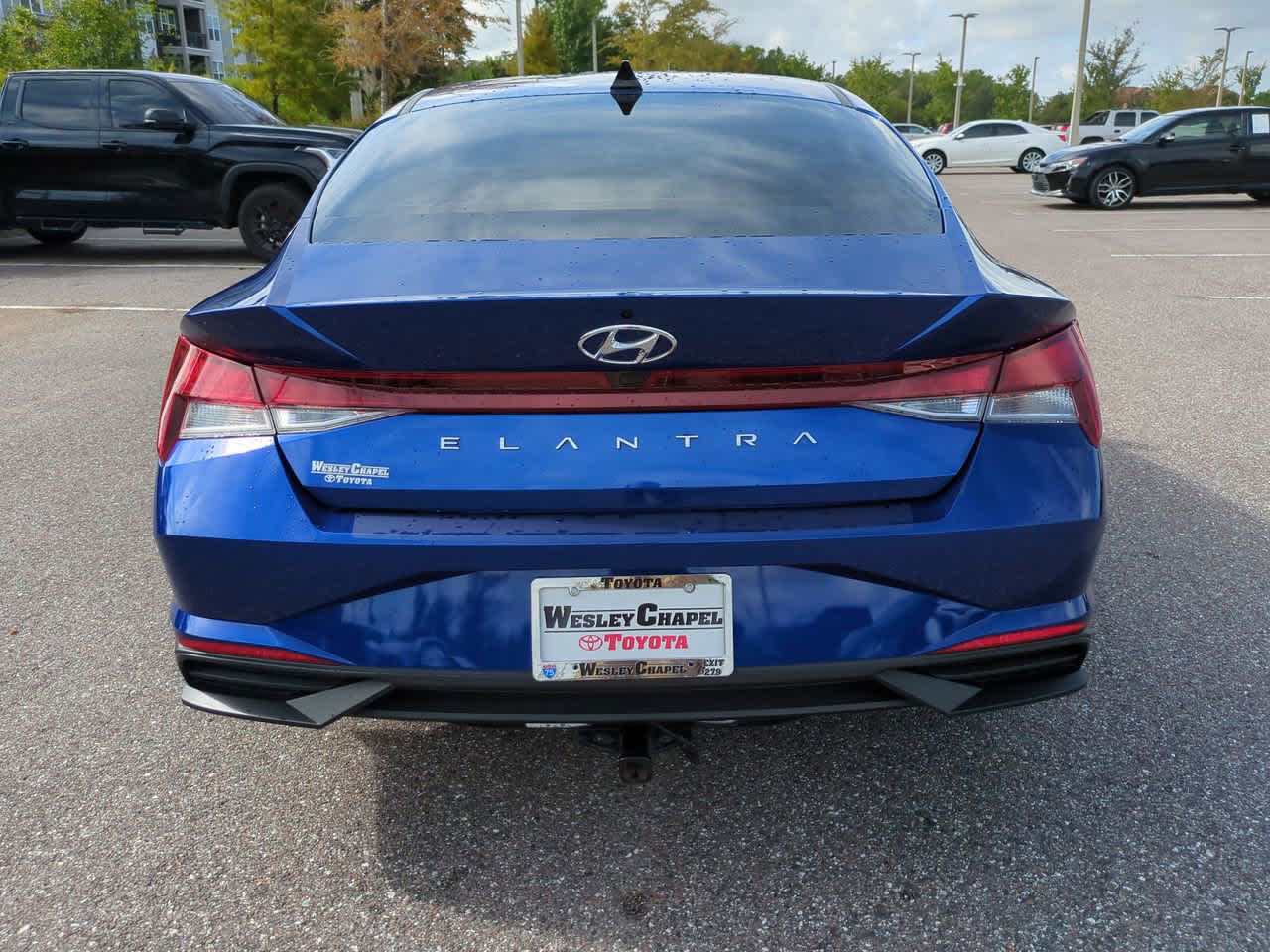 Thumbnail: 2022 Hyundai Elantra - 5