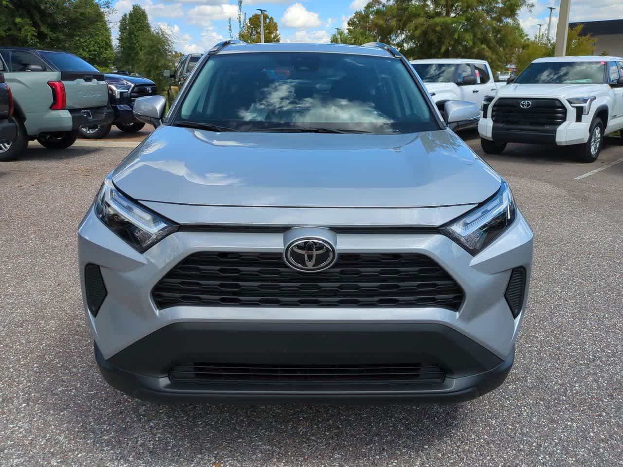 Thumbnail: 2025 Toyota RAV4 - 9