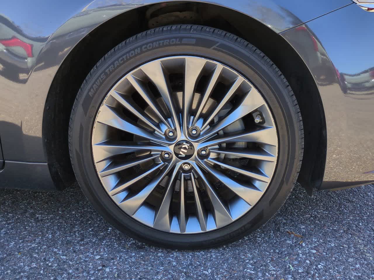Thumbnail: 2019 Kia Cadenza - 11