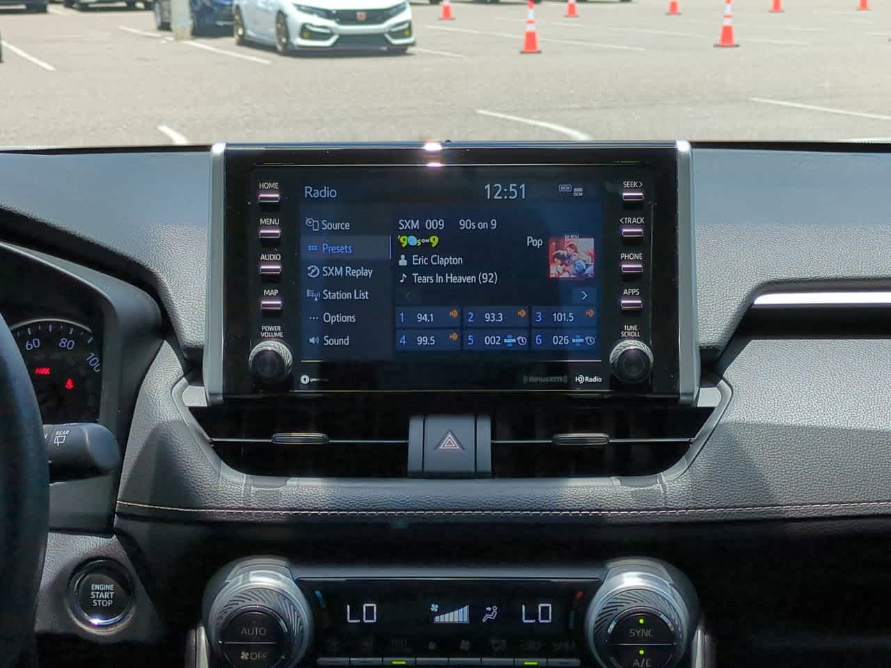 2021 Toyota RAV4 XLE 17