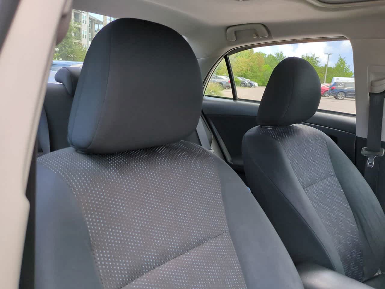 Thumbnail: 2010 Toyota Corolla - 7