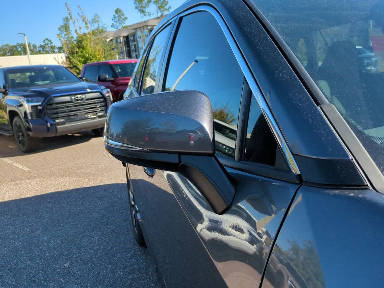 Thumbnail: 2025 Toyota RAV4 - 12