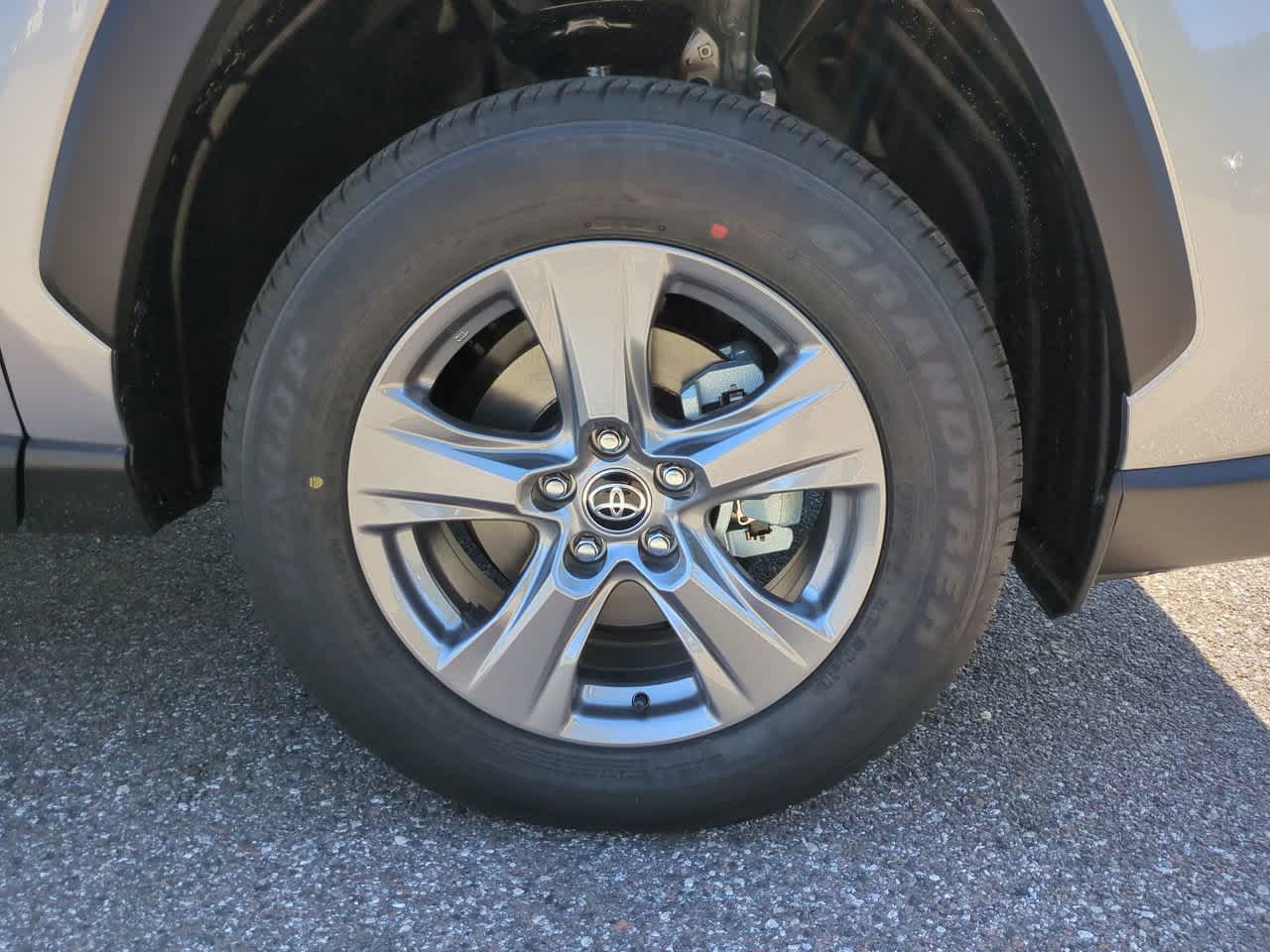 Thumbnail: 2025 Toyota RAV4 - 11