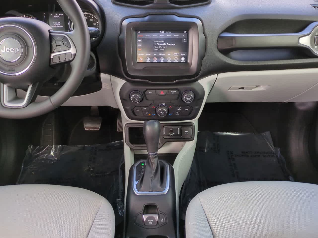 Thumbnail: 2018 Jeep Renegade - 18