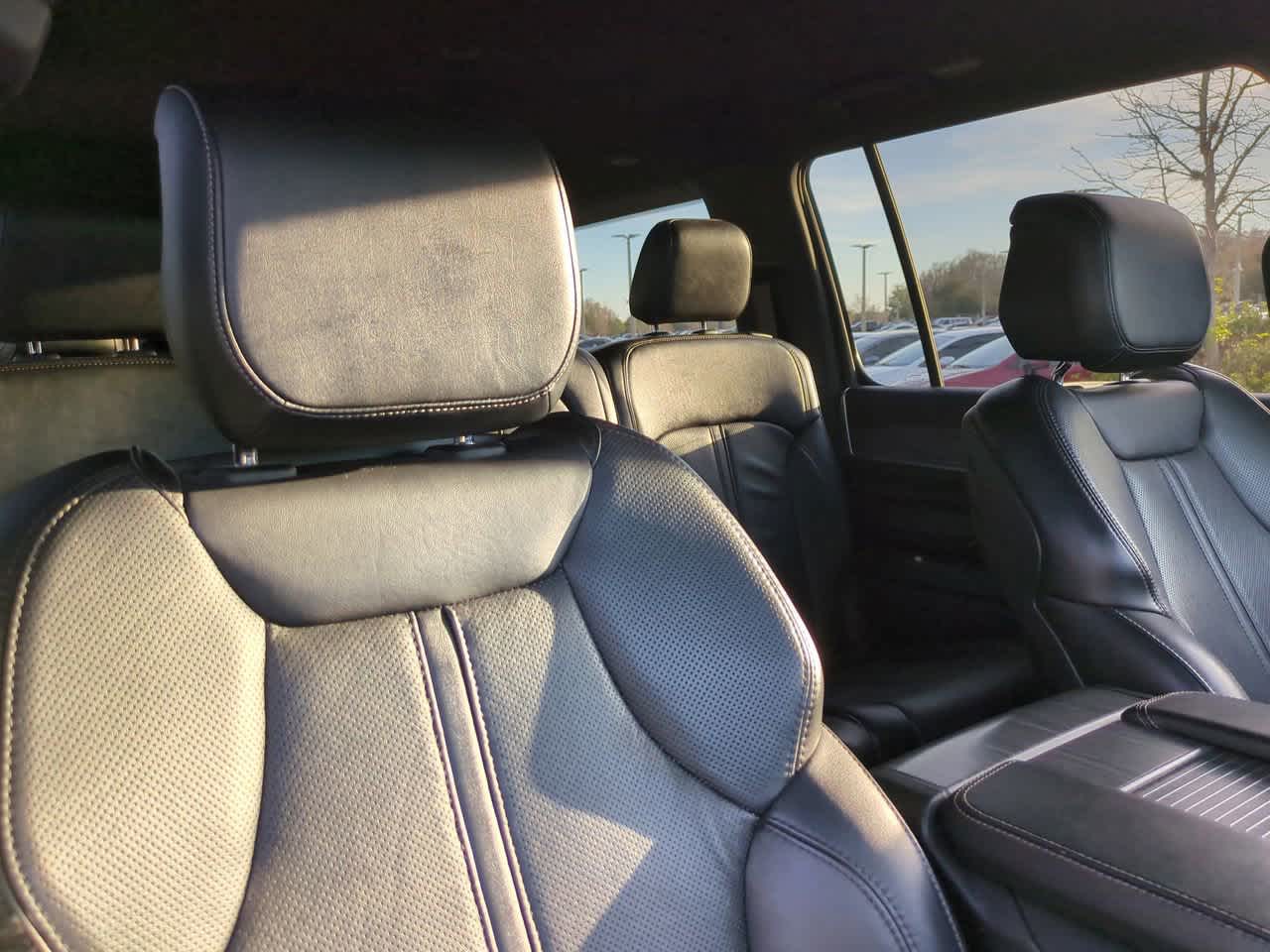 Thumbnail: 2024 Jeep Wagoneer - 6