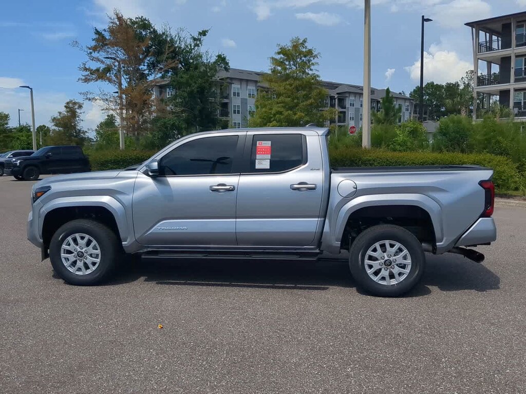 New 2025 Toyota Tacoma SR5 Truck Double Cab