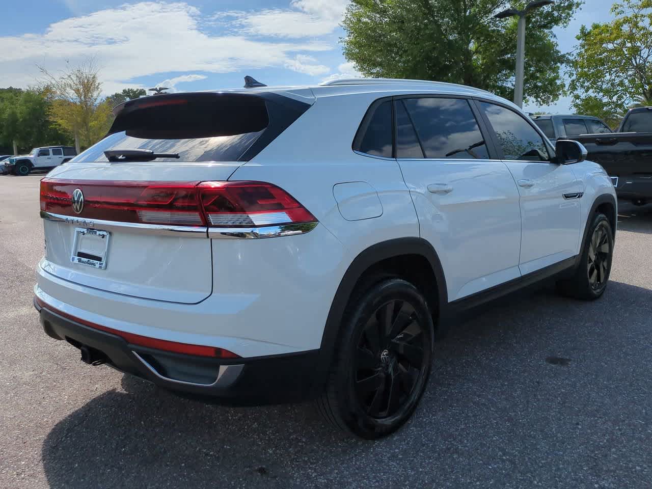 Thumbnail: 2024 Volkswagen Atlas - 6