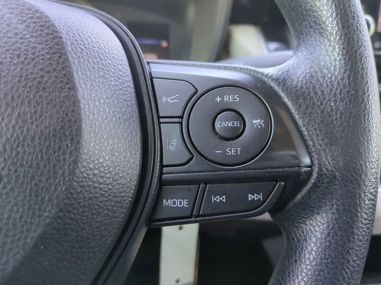 Thumbnail: 2021 Toyota Corolla - 23