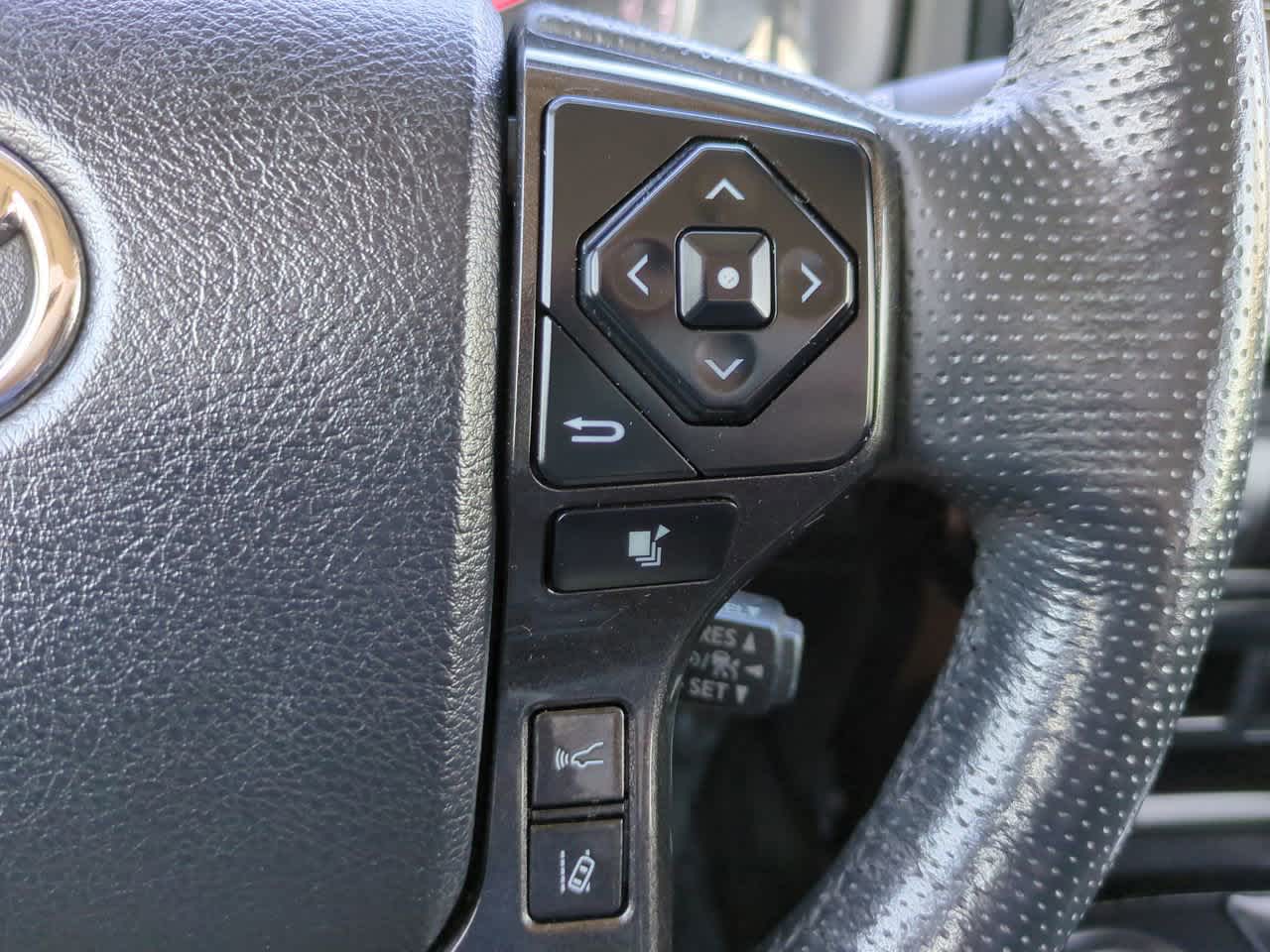 Thumbnail: 2024 Toyota 4Runner - 25