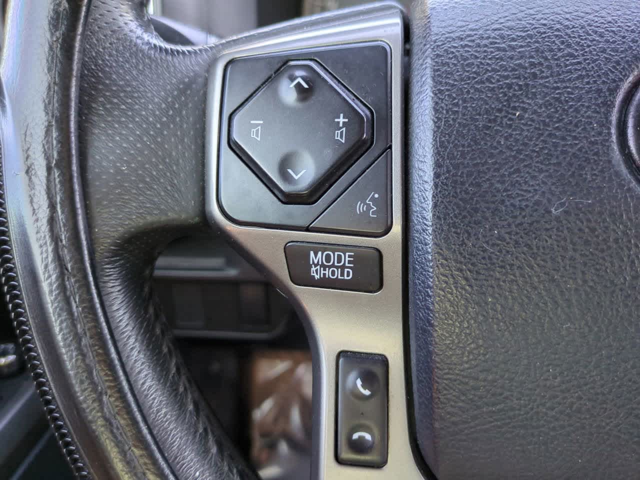 Thumbnail: 2017 Toyota Tacoma - 22