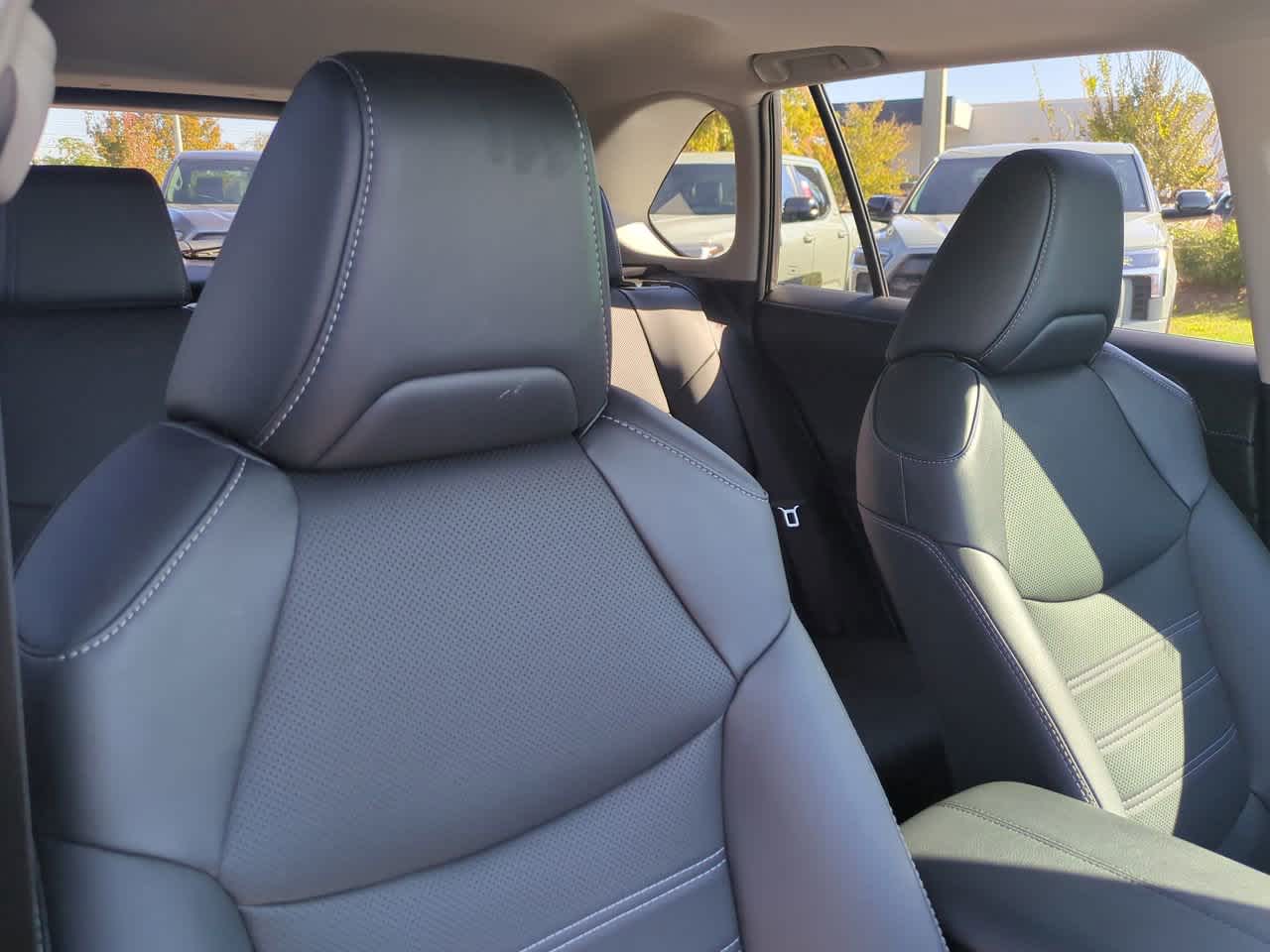 Thumbnail: 2025 Toyota RAV4 - 7