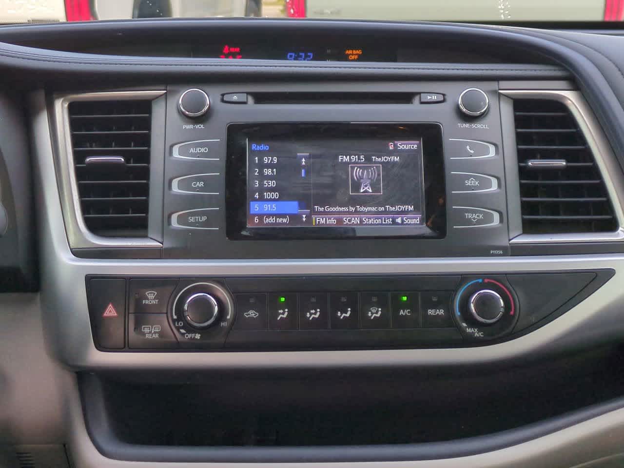 Thumbnail: 2018 Toyota Highlander - 18