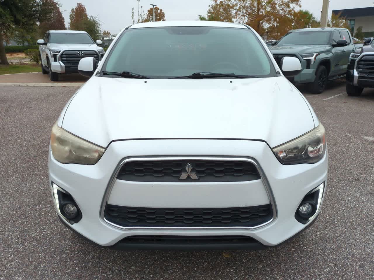Thumbnail: 2015 Mitsubishi Outlander Sport - 9