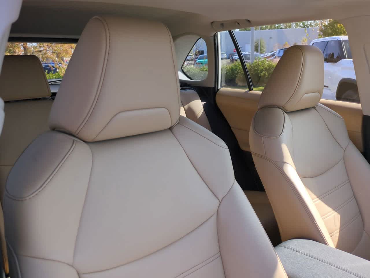 Thumbnail: 2025 Toyota RAV4 - 7