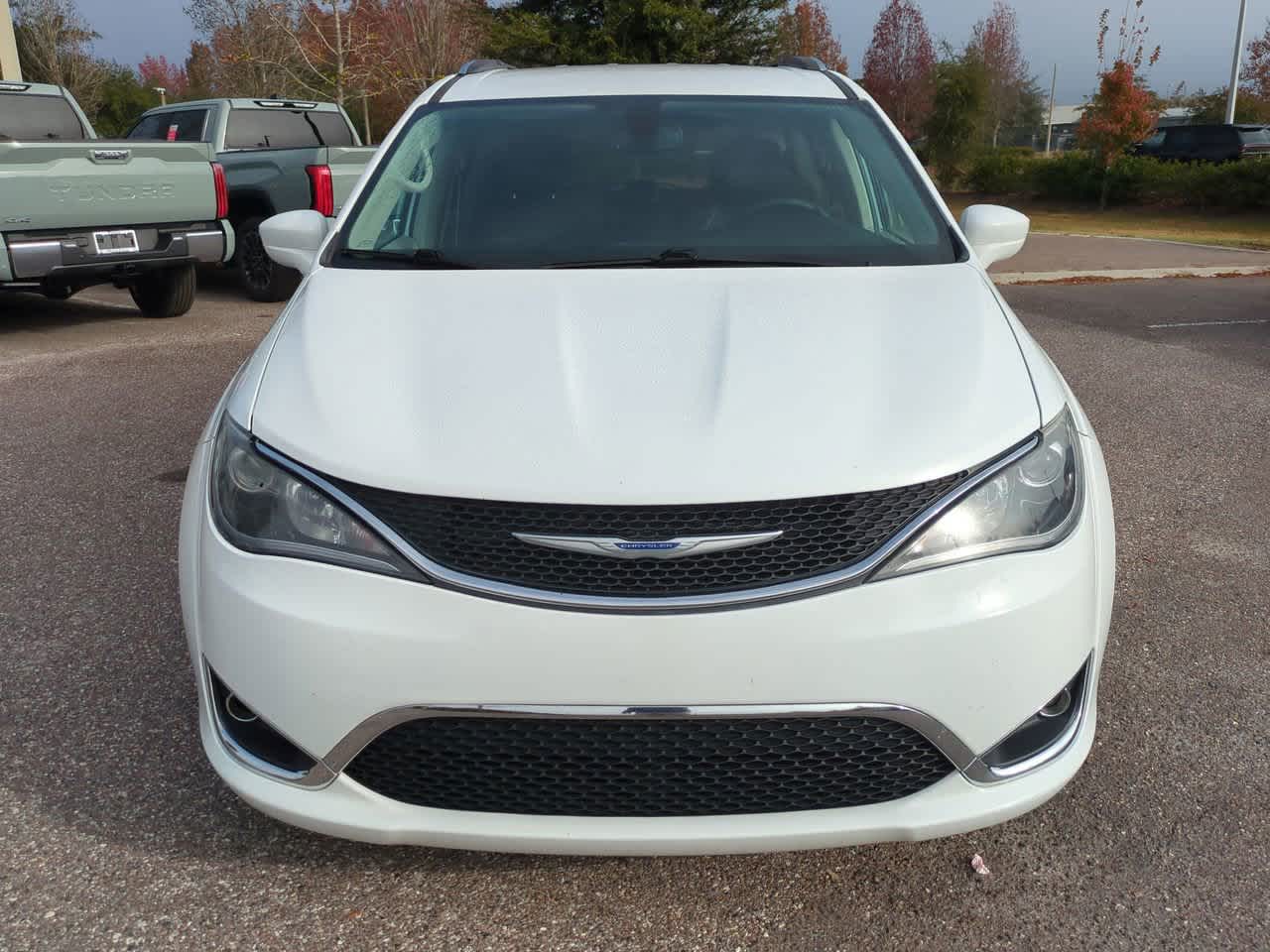 Thumbnail: 2020 Chrysler Pacifica - 9