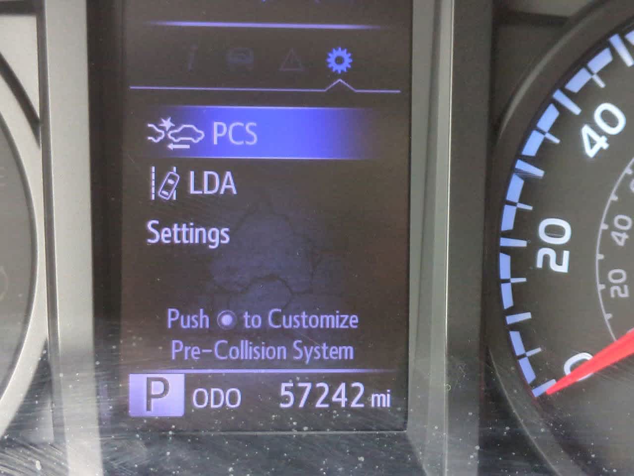 Thumbnail: 2020 Toyota Tacoma - 24