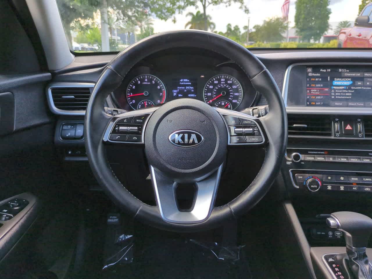Thumbnail: 2019 Kia Optima - 15