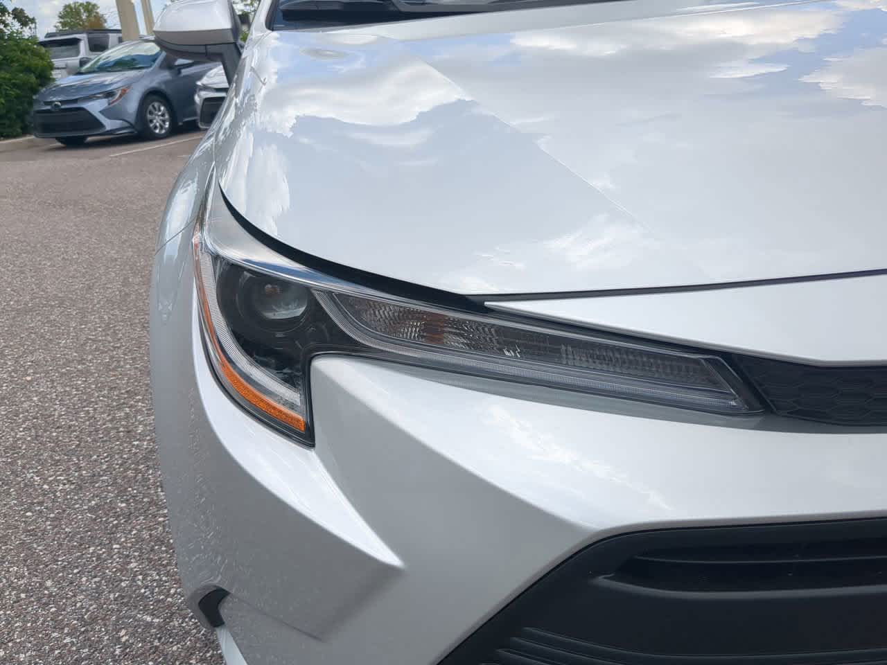 Thumbnail: 2025 Toyota Corolla - 10