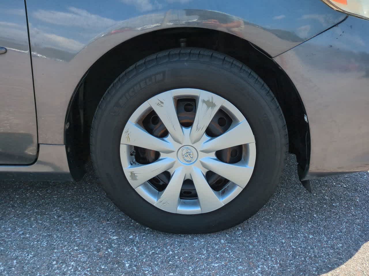 Thumbnail: 2010 Toyota Corolla - 11