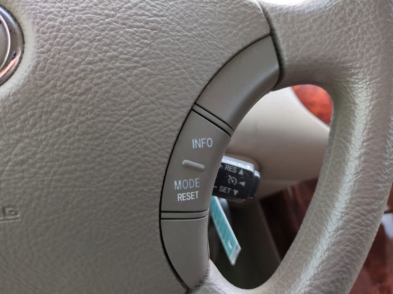 Thumbnail: 2006 Toyota Camry - 21