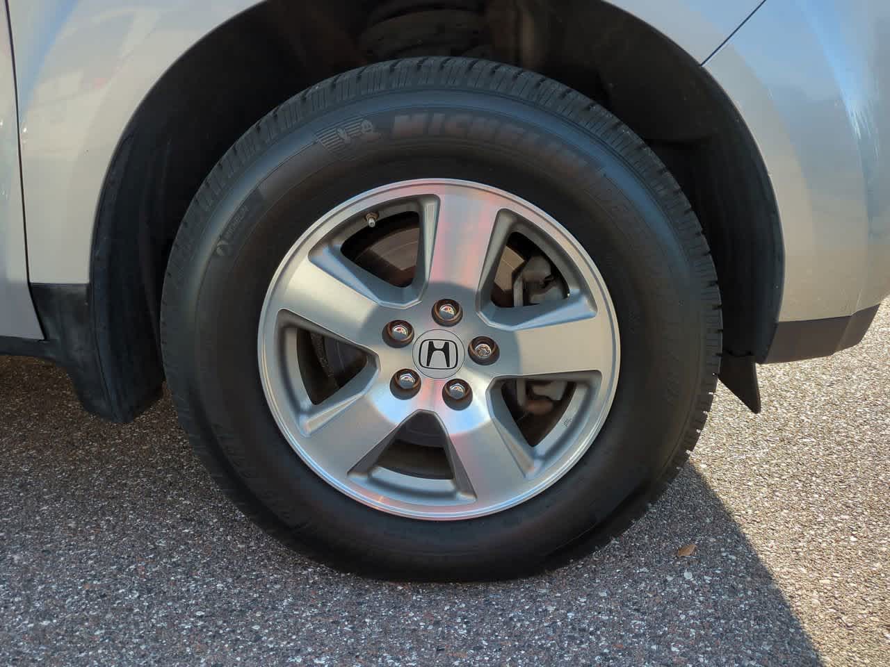 Thumbnail: 2011 Honda Pilot - 11