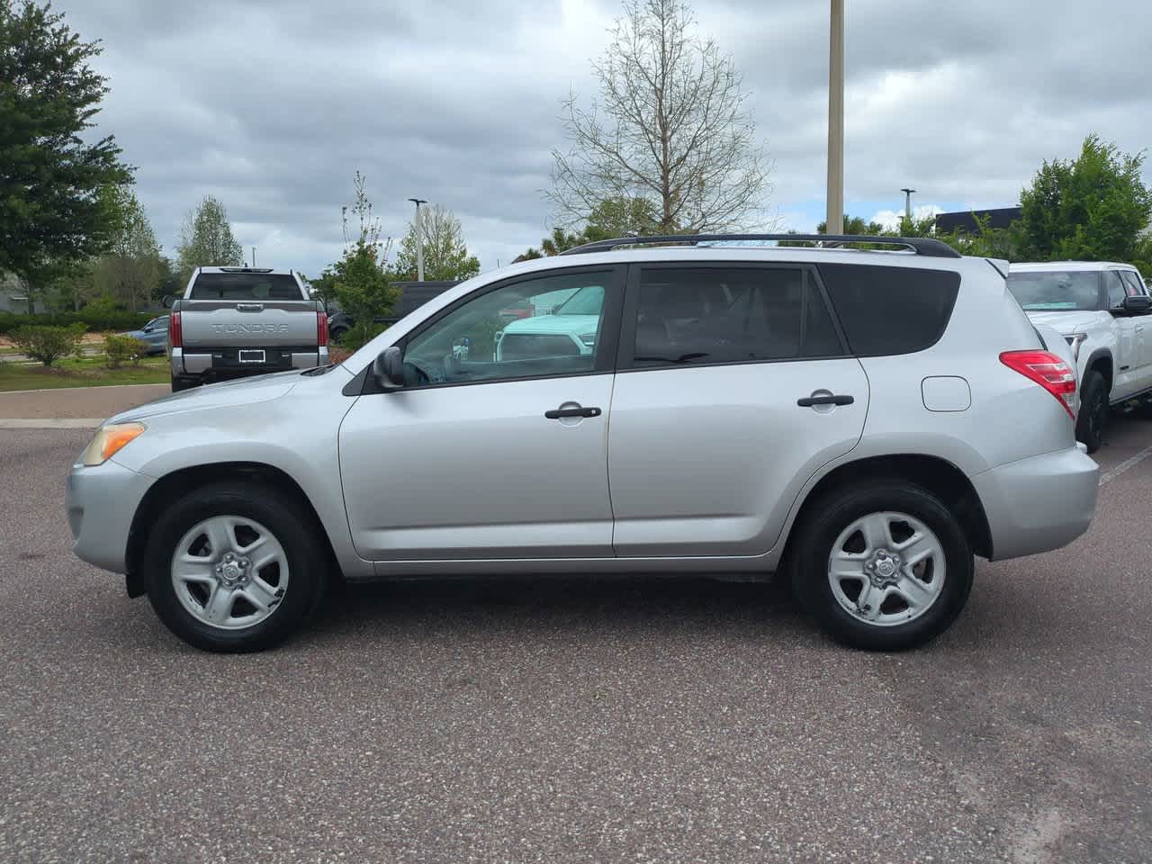 Thumbnail: 2012 Toyota RAV4 - 3