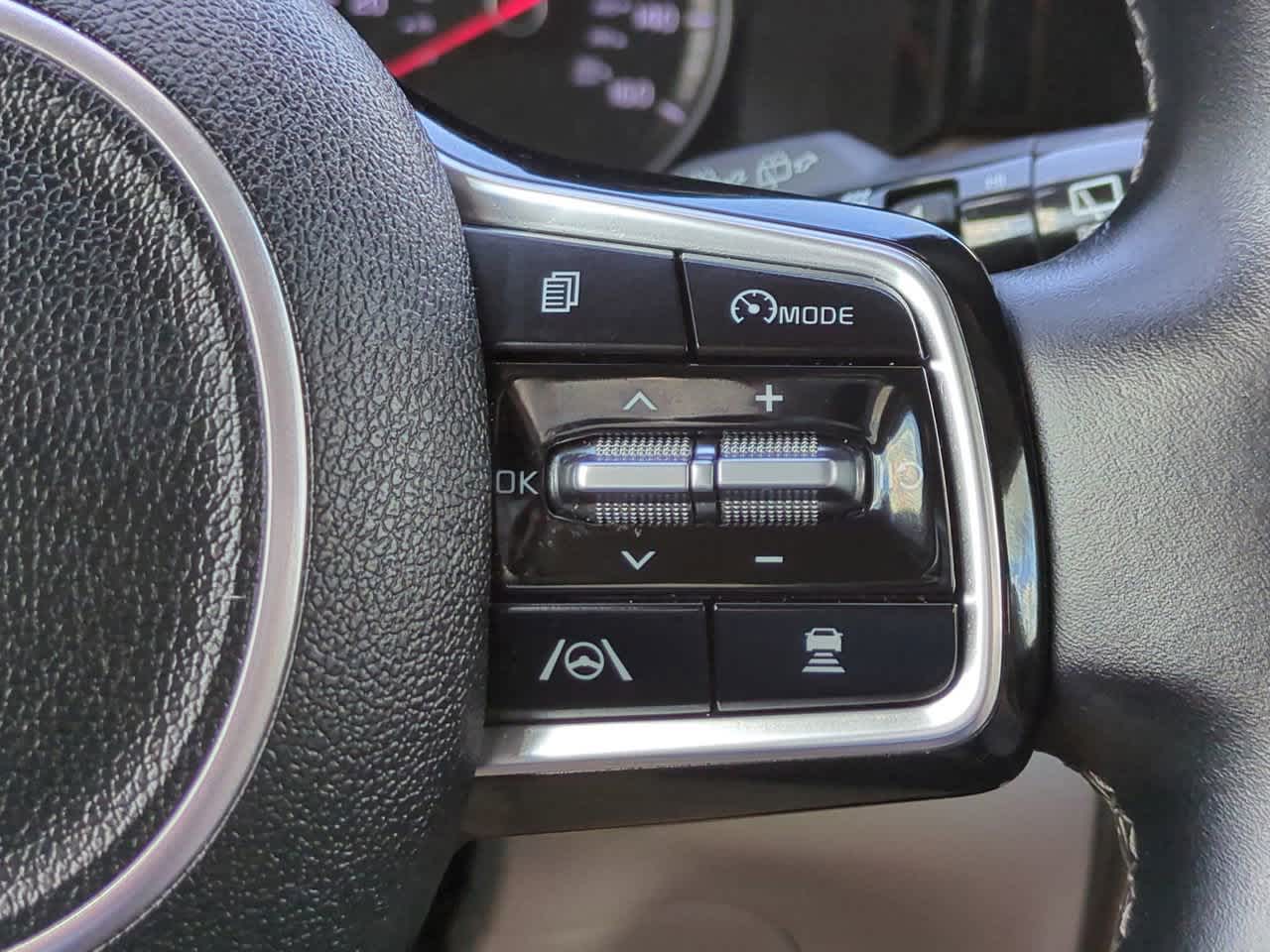 Thumbnail: 2021 Kia Sorento - 26