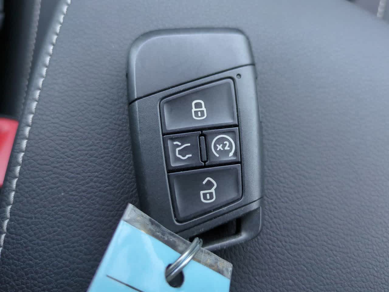 Thumbnail: 2023 Volkswagen Tiguan - 27