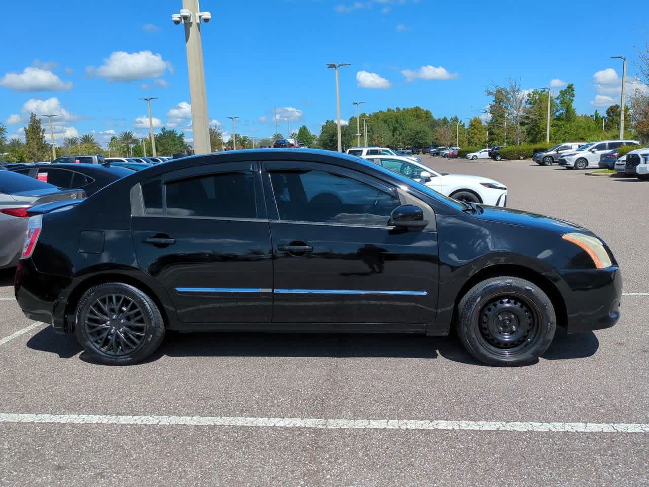 Thumbnail: 2012 Nissan Sentra - 7