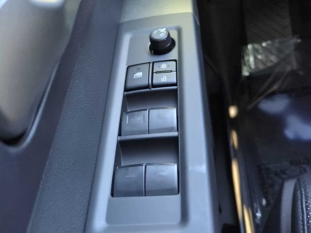 Thumbnail: 2025 Toyota Tundra - 22