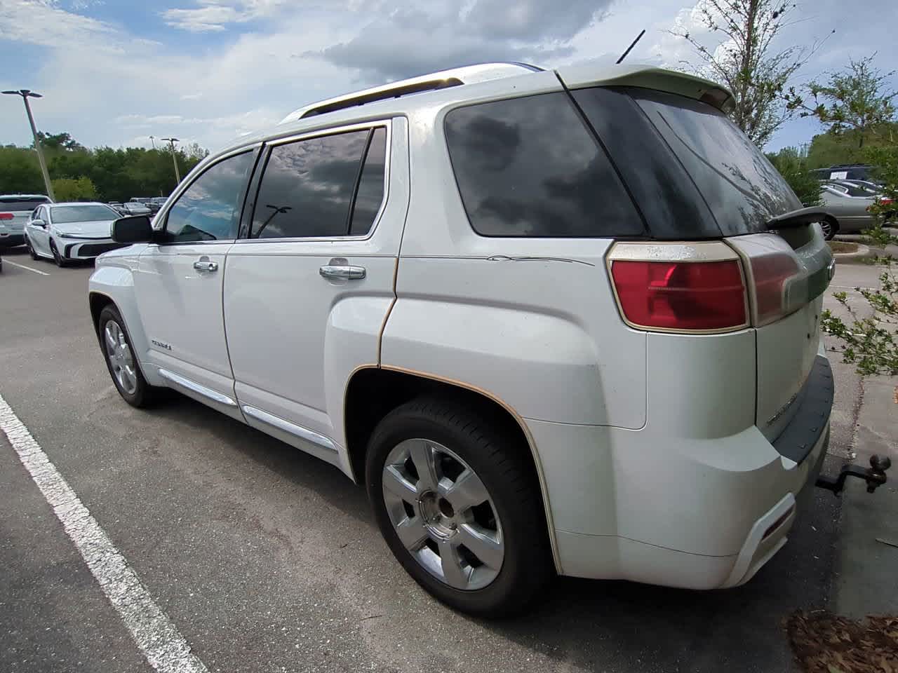 Thumbnail: 2015 GMC Terrain - 3