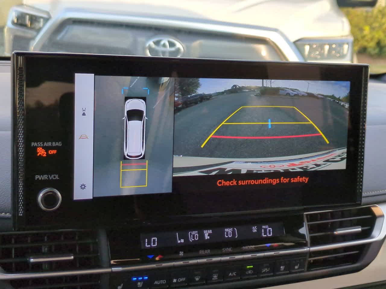 Thumbnail: 2025 Toyota Sienna - 20