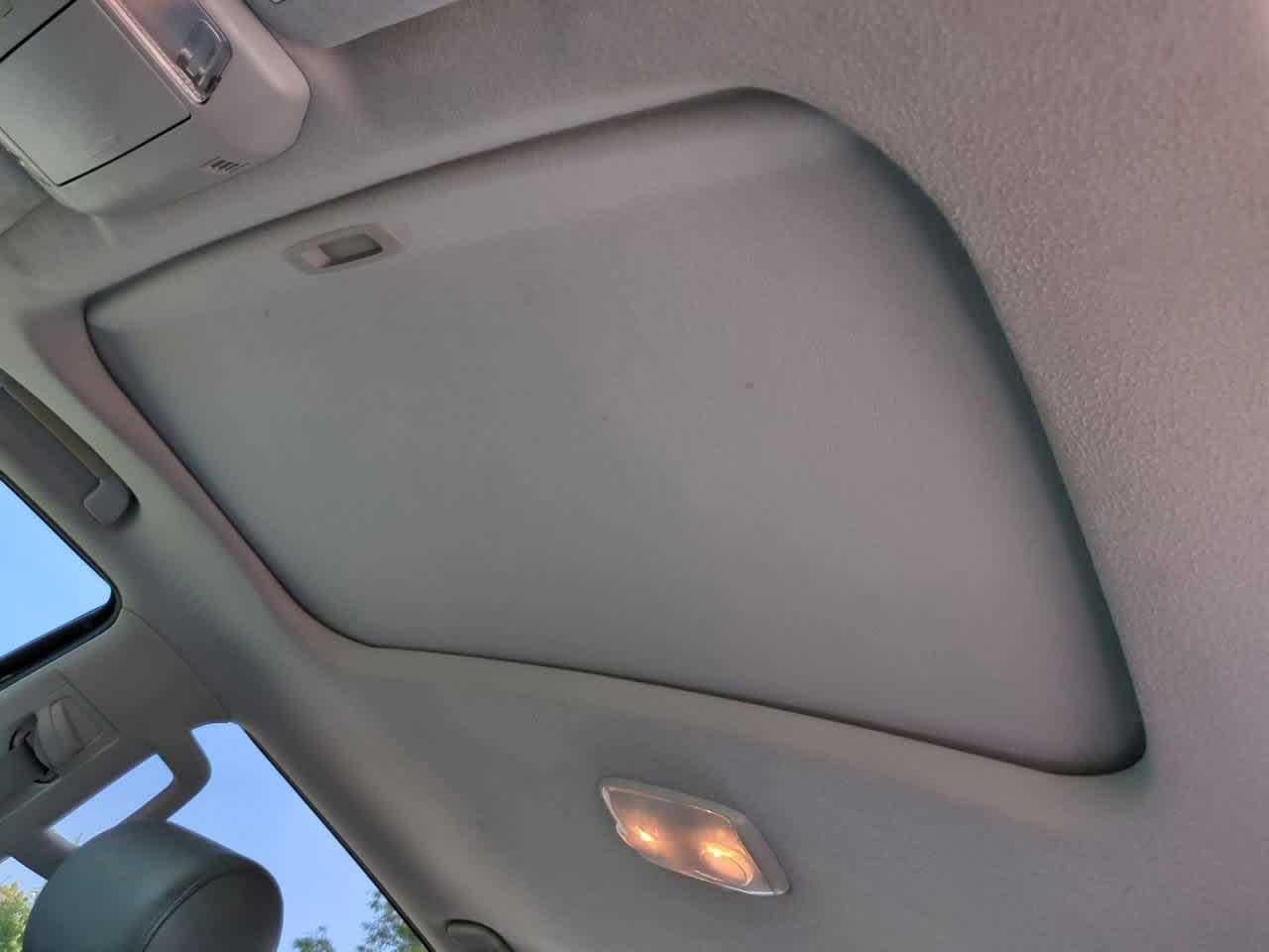 Thumbnail: 2011 Toyota Tundra - 19