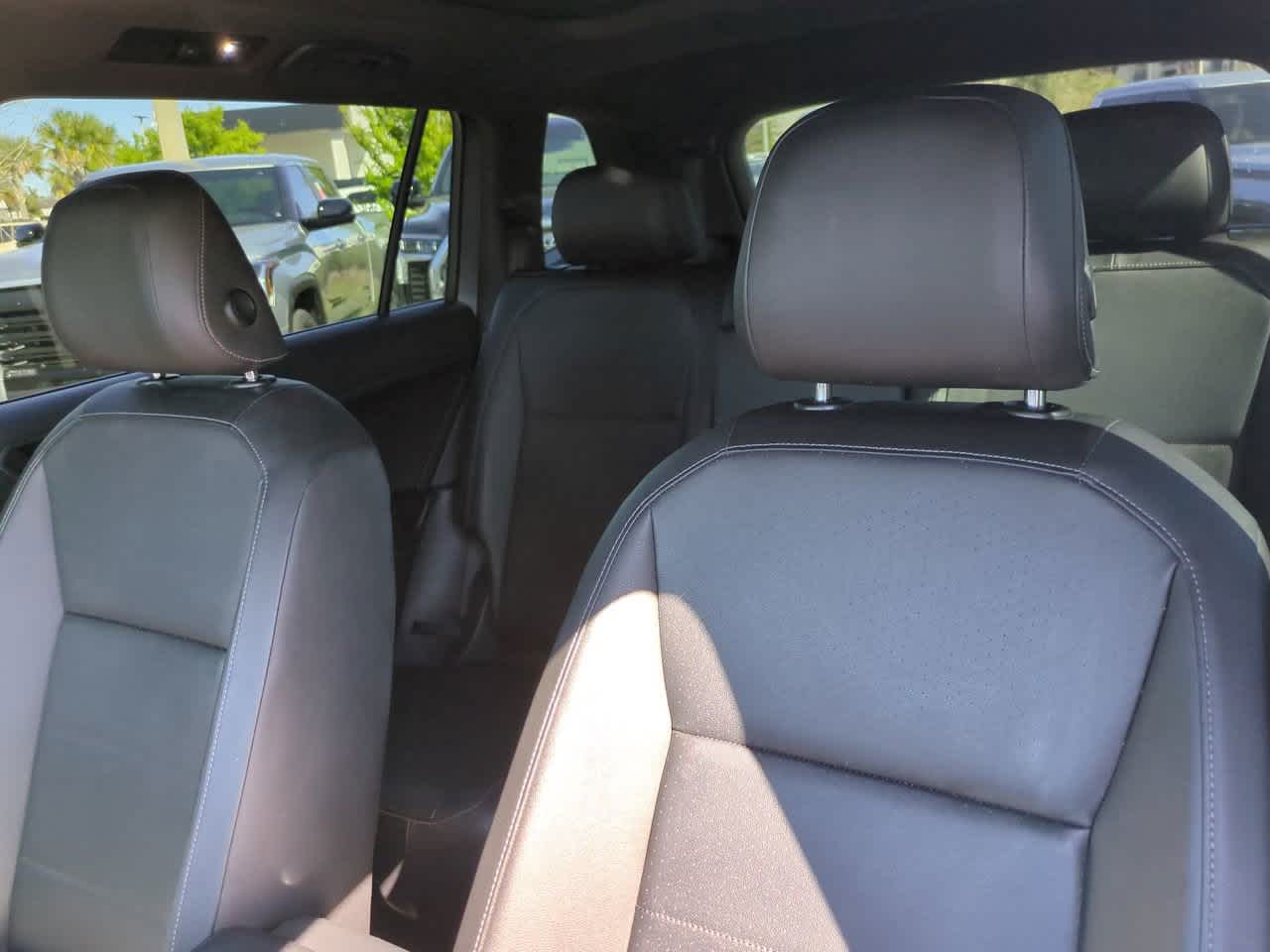 Thumbnail: 2020 Volkswagen Tiguan - 8