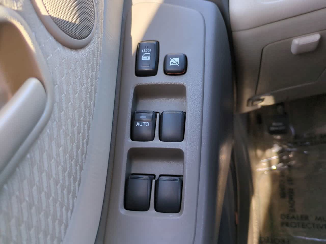 Thumbnail: 2006 Toyota Highlander - 20