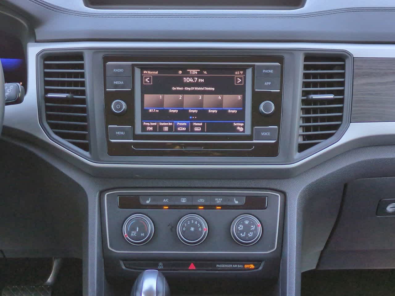 Thumbnail: 2022 Volkswagen Atlas - 18