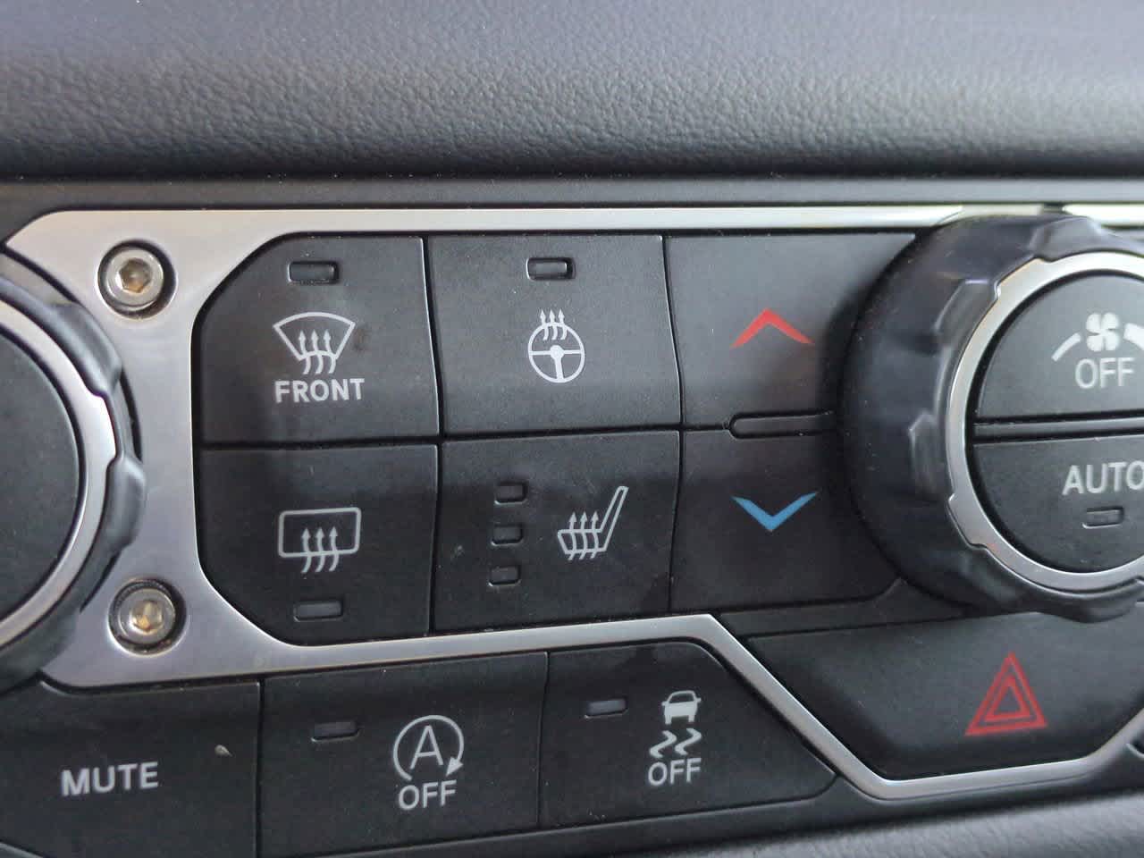 Thumbnail: 2025 Jeep Wrangler - 21