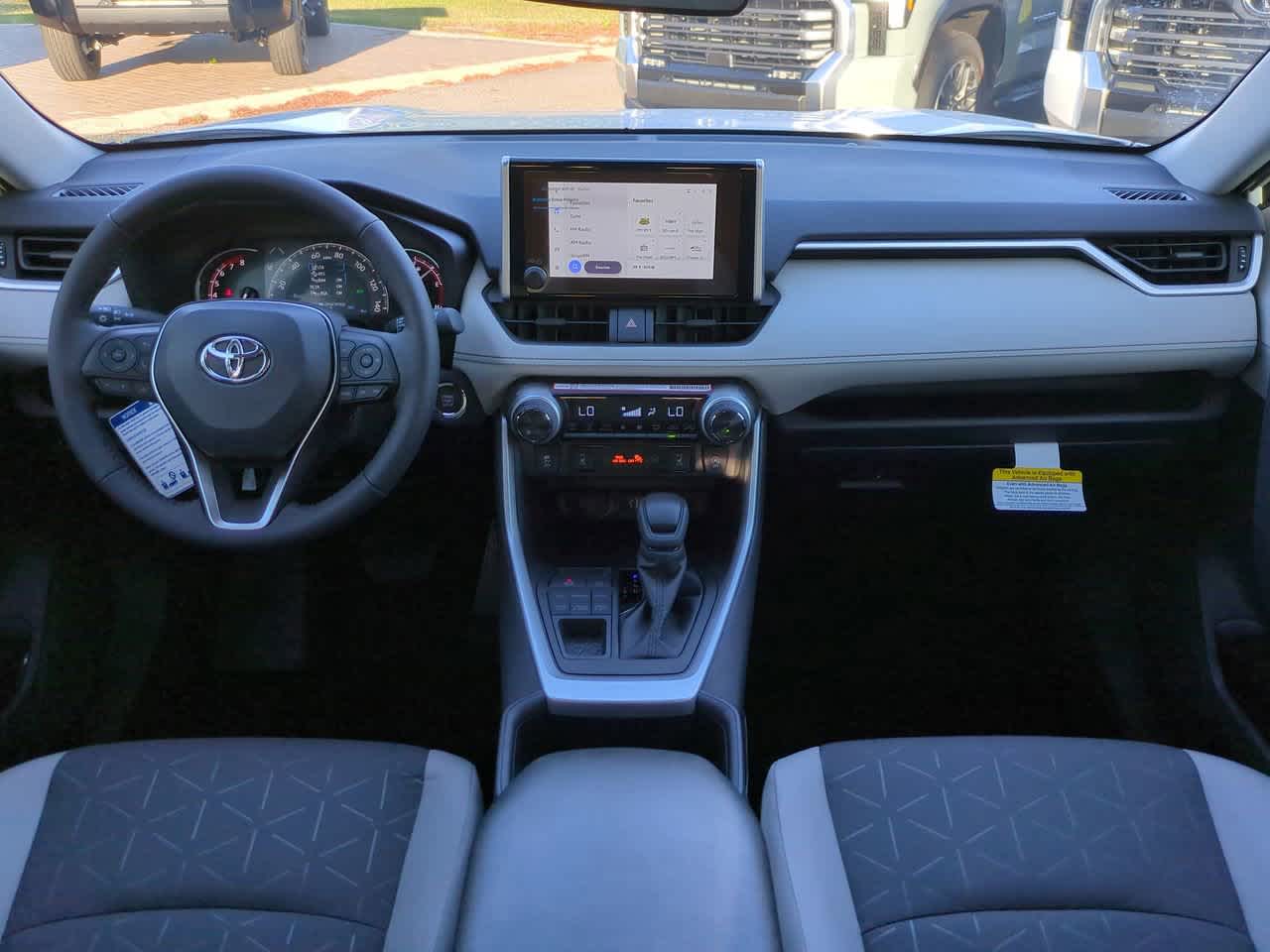 Thumbnail: 2025 Toyota RAV4 - 14