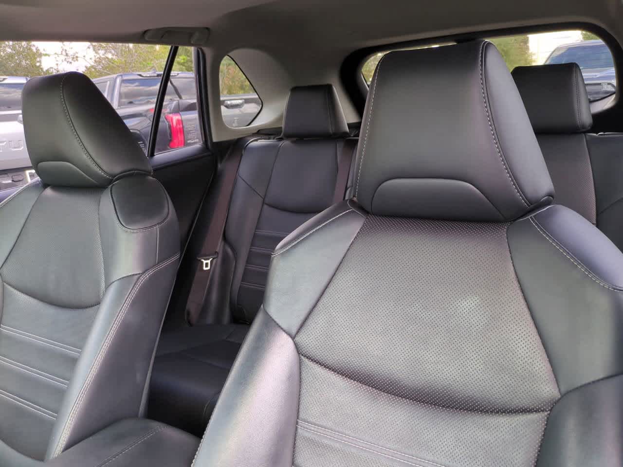 Thumbnail: 2020 Toyota RAV4 - 8