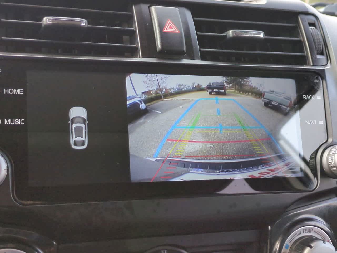 Thumbnail: 2014 Toyota 4Runner - 20