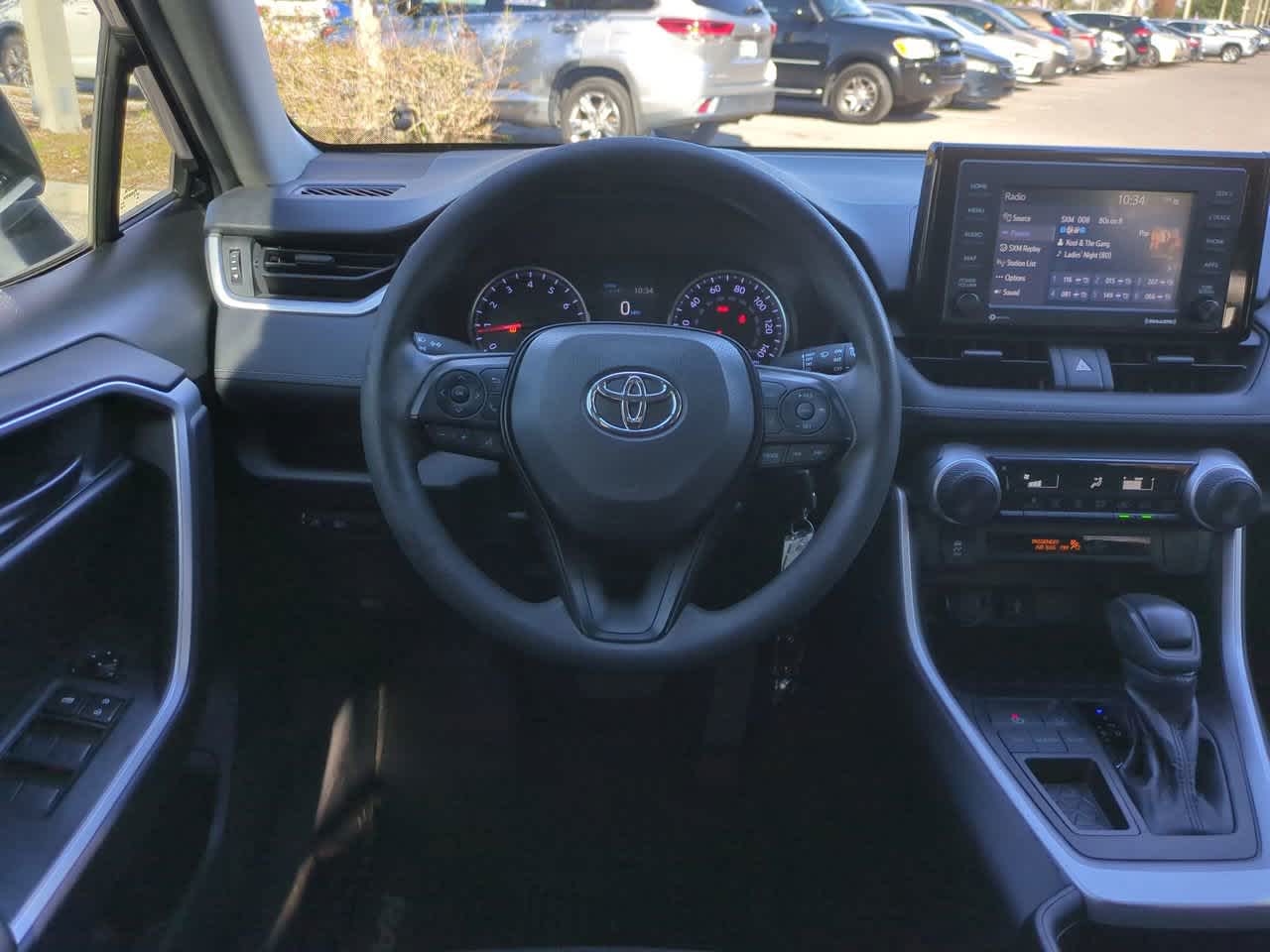 Thumbnail: 2020 Toyota RAV4 - 15