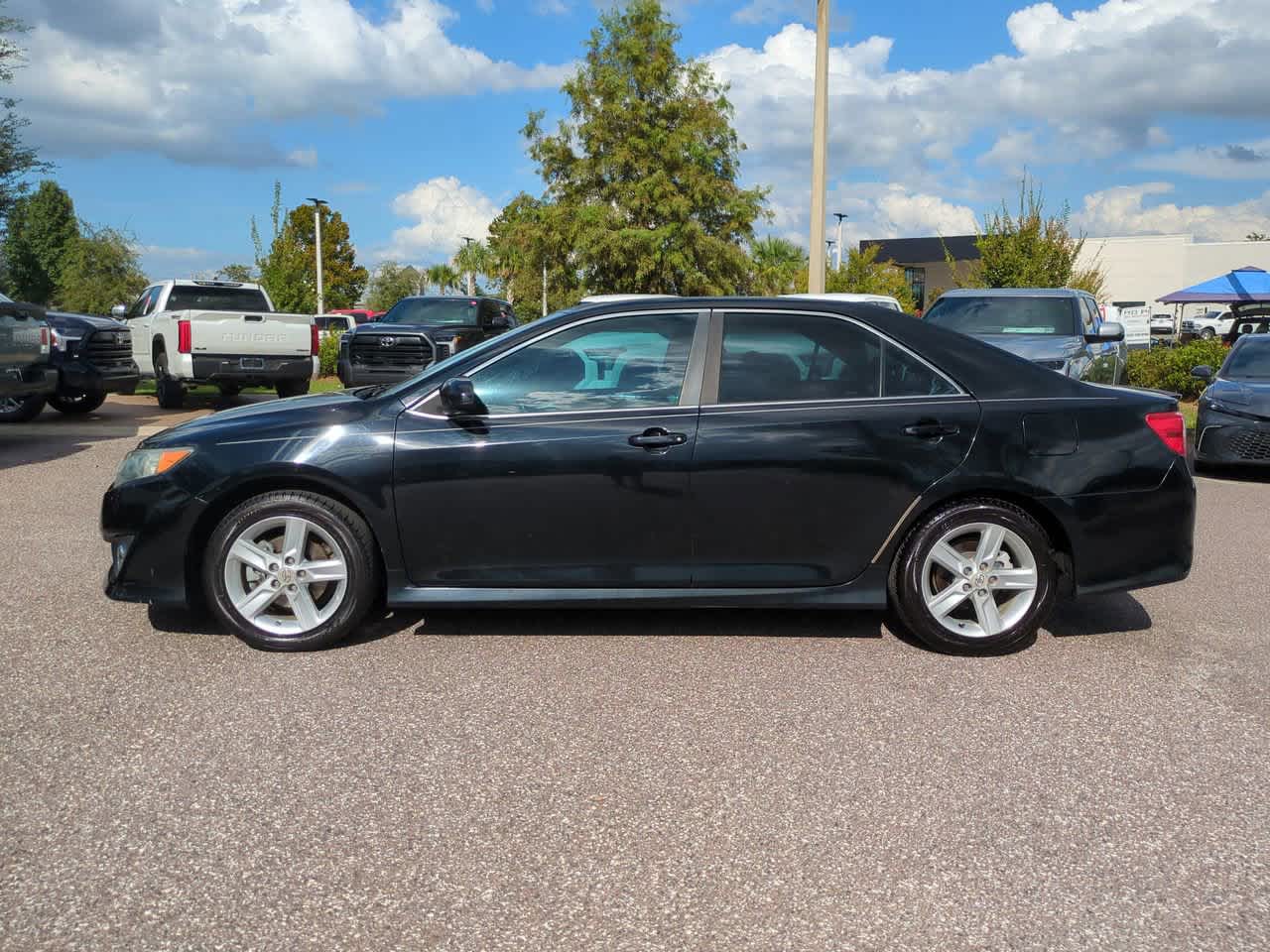 Thumbnail: 2013 Toyota Camry - 3