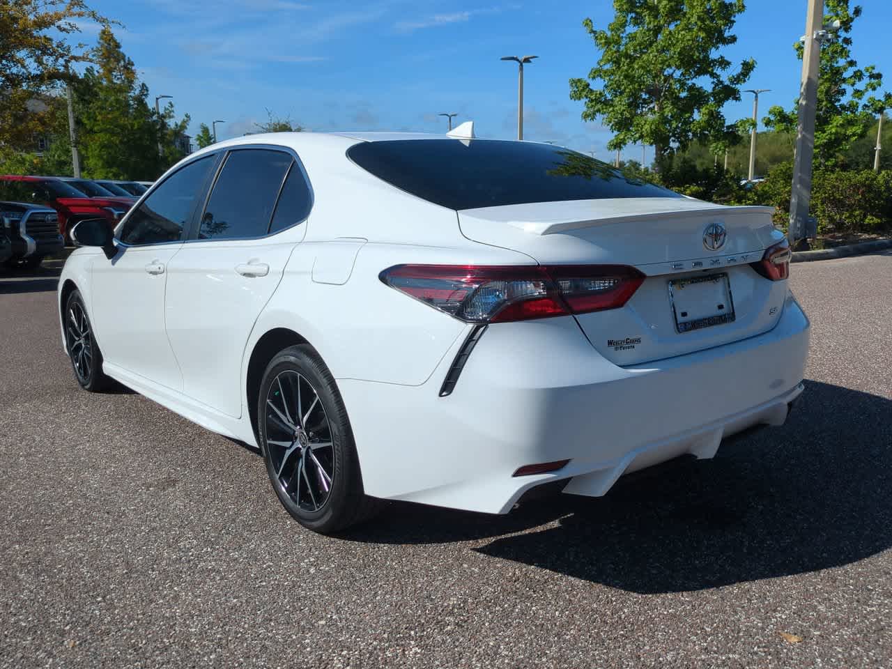 Thumbnail: 2023 Toyota Camry - 4