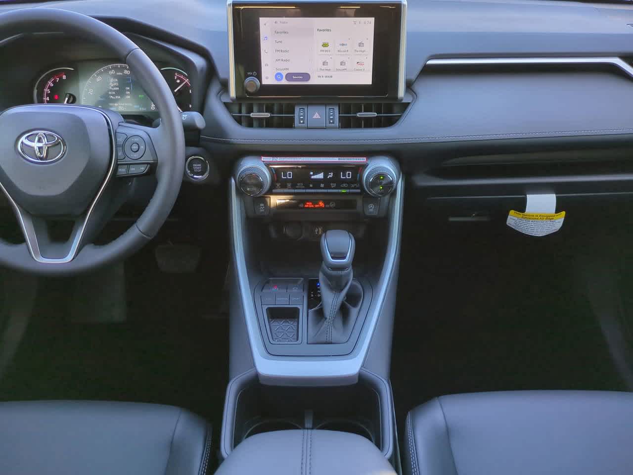 Thumbnail: 2025 Toyota RAV4 - 17