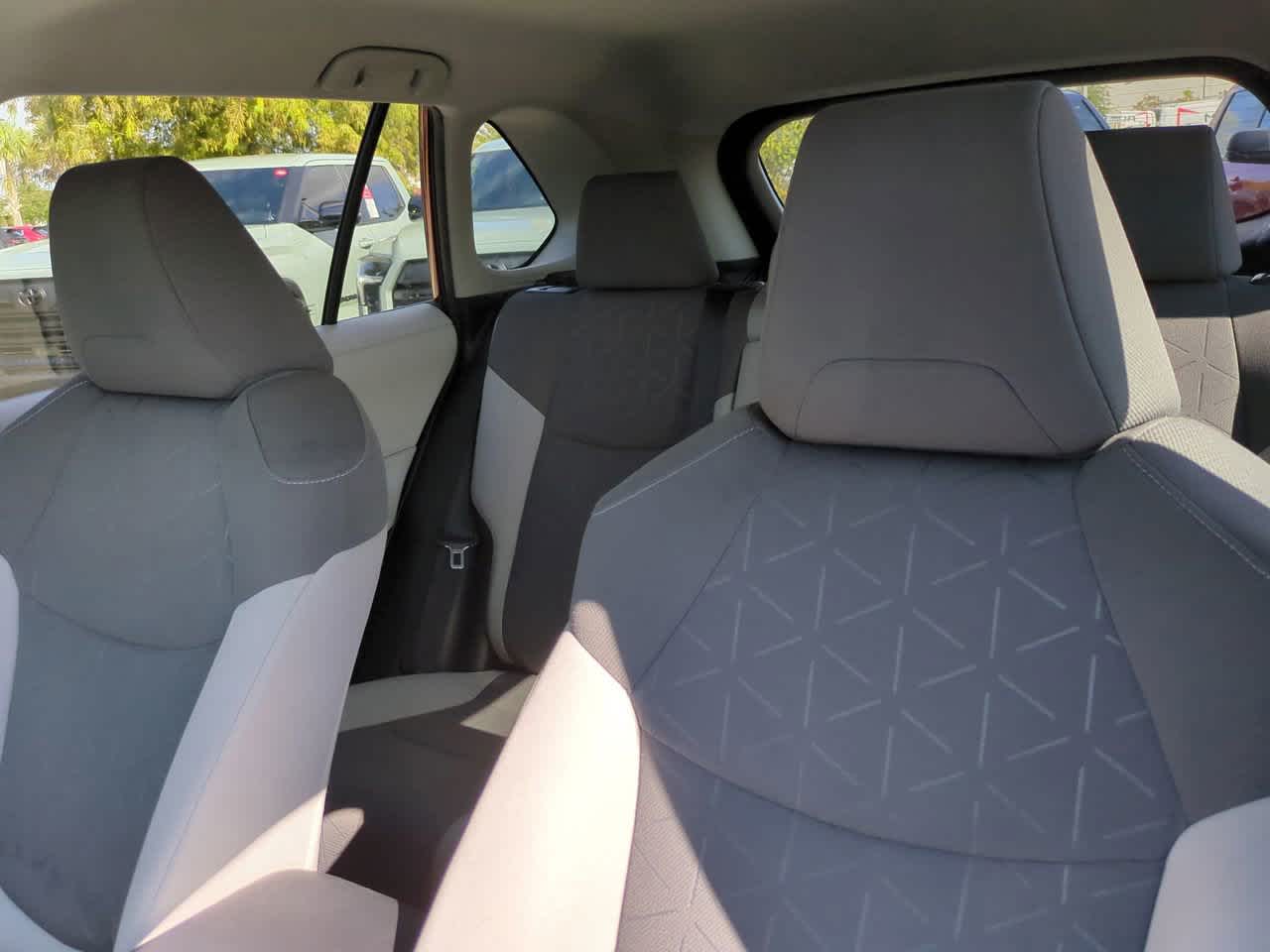 Thumbnail: 2021 Toyota RAV4 - 8