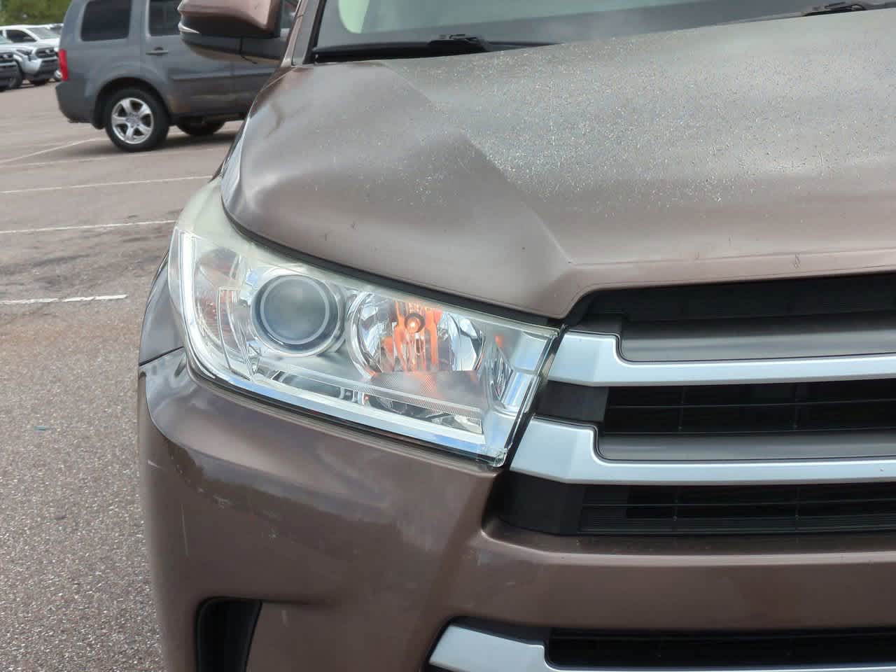 2018 Toyota Highlander XLE 10