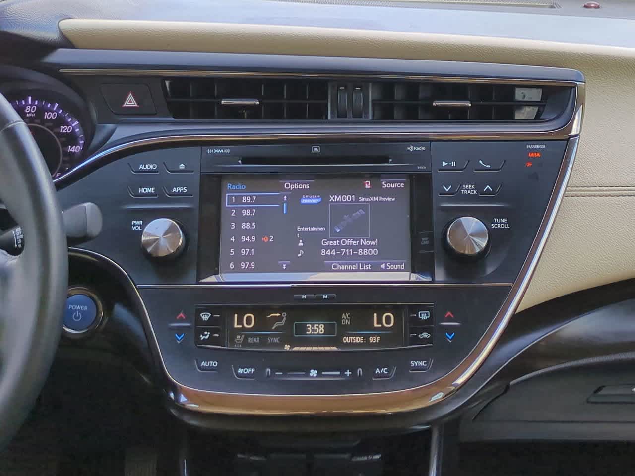Thumbnail: 2016 Toyota Avalon - 17