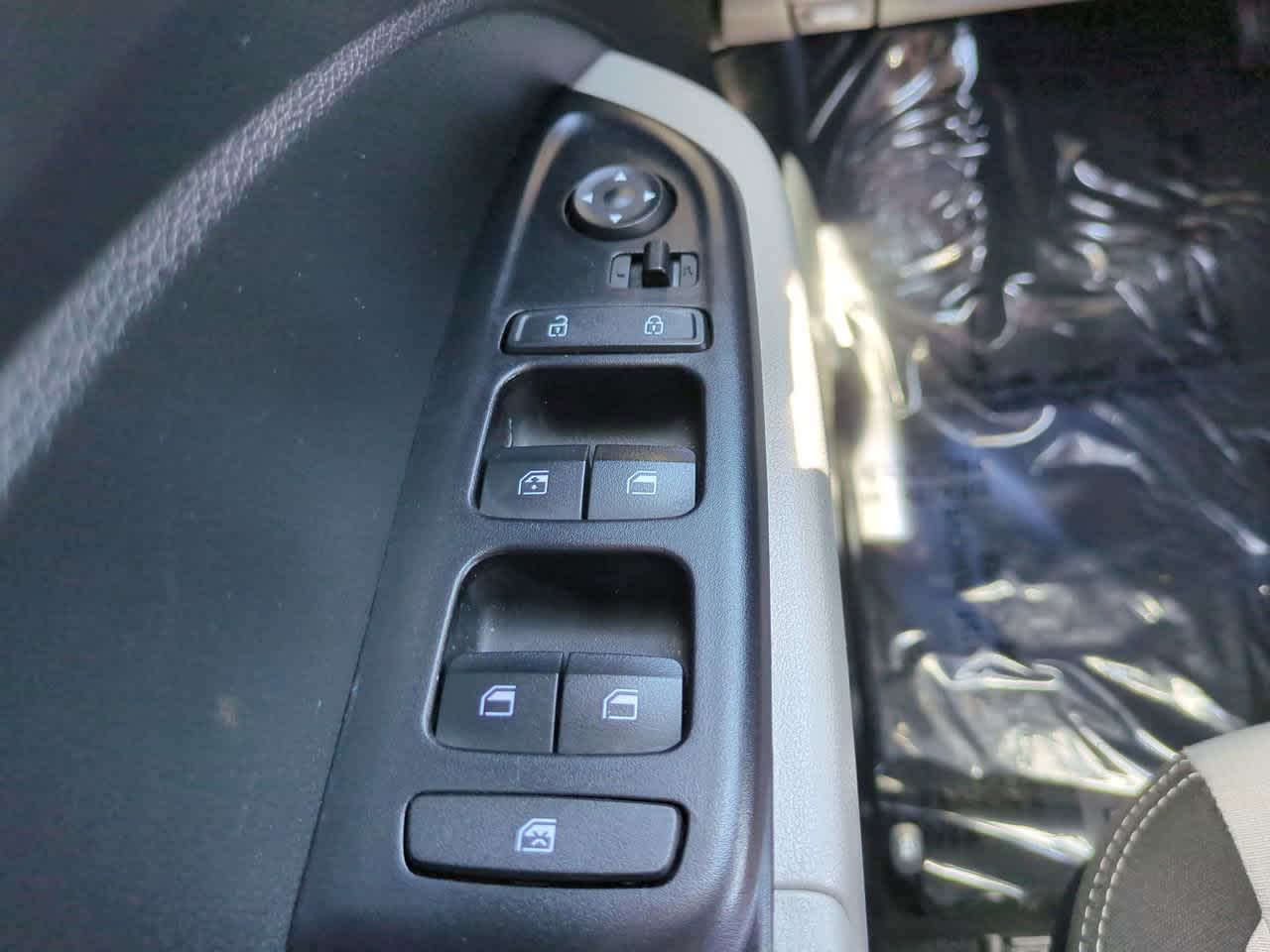 Thumbnail: 2025 Hyundai Venue - 22